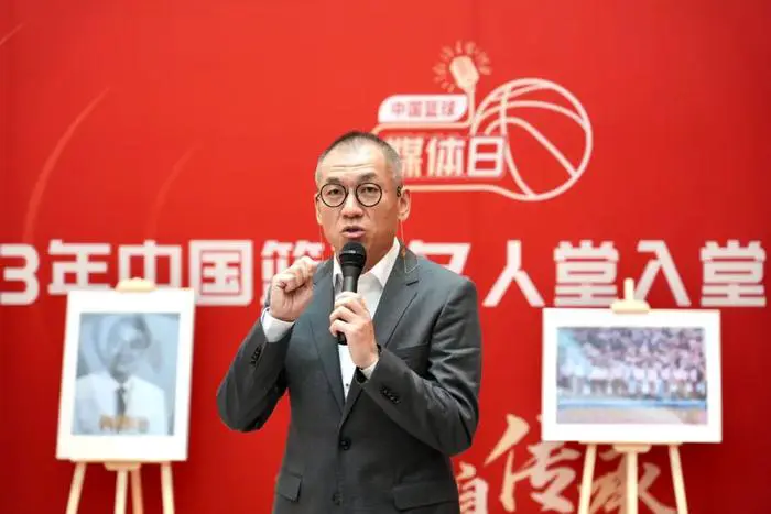 大学生前锋的职业发展规划_0